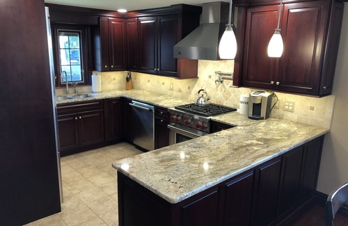 Williamsville Casa | THE WILLIAMSVILLE LUXURY RESORT ~ HOT TUB ~ FIRE PIT