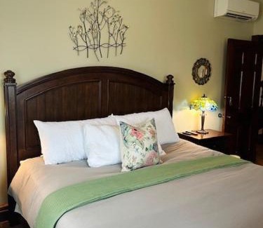 Conshohocken Cama Y Desayuno | The Willough
