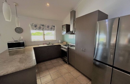 West Beach Casa | The Willow, West Beach