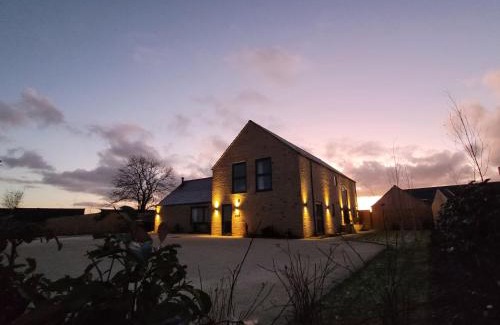 Dunholme Casa | The Willows, Ashlin Farm Barns