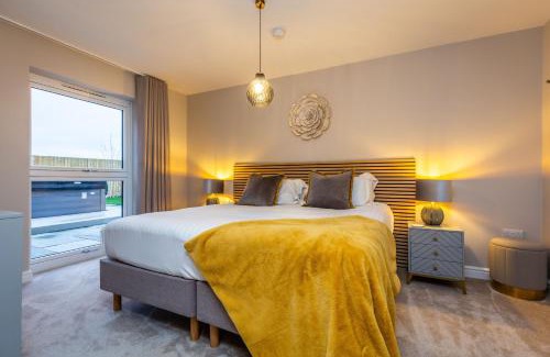 Dunholme Casa | The Willows, Ashlin Farm Barns
