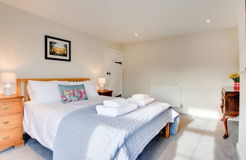 Castle Acre Casa | The Willows - Cuatro Habitaciones Casa, Capacidad 6