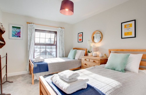 Castle Acre Casa | The Willows - Cuatro Habitaciones Casa, Capacidad 6