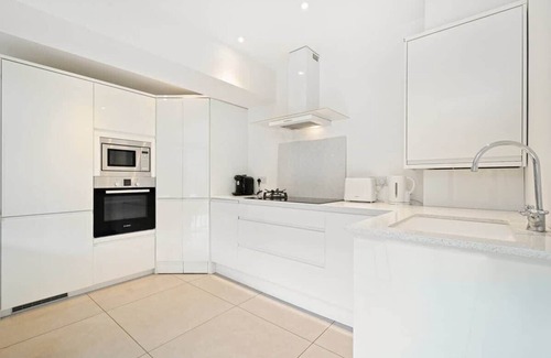 Wimbledon Casa | The Wimbledon Hideaway - 3BDR Flat with Garden