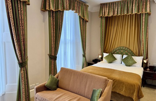 Warwick Casa | The Windermere Hotel, London