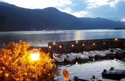 Abbadia Lariana Apartamento | "La ventana en el lago" con vistas sobre el agua del lago de Como