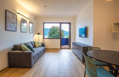 Brusimpiano Casa | The Window on the Lake - Balcony Beaches Playground
