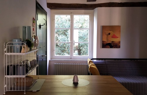 Lucca Apartamento | La ventana en el parque