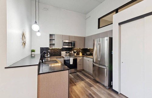 Fairmount Apartamento | The Windsor Apt | GYM, Game Rm, Rooftop, Central Locaton