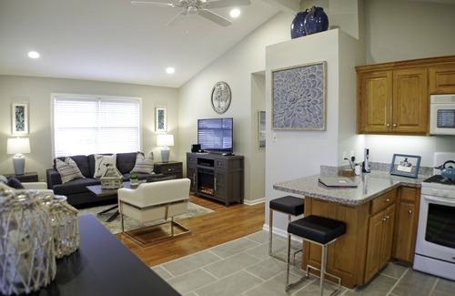 Rockwell Cabaña | ¡Nuevo! Acogedora cabaña con terraza con vista al lago Hamilton