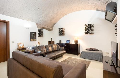 Abbadesse Apartamento | The Wine Cave in Milan, huge 110sqm apartment, Milano, Central Station - La Cantinetta di Milano, Stazione Centrale