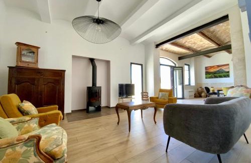 Beaulieu Casa | The winegrower- Swimming pool bowling alley and air conditioning !