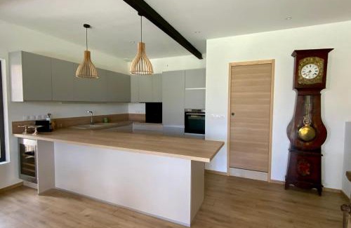 Beaulieu Casa | The winegrower- Swimming pool bowling alley and air conditioning !