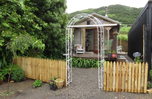 Rewa Cabina | The Wish House Retreat - A peaceful self-guided retreat