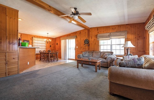 Neillsville Cabina | The Wolf Cabin at the Riviera Resort in Neillsville, Wisconsin!