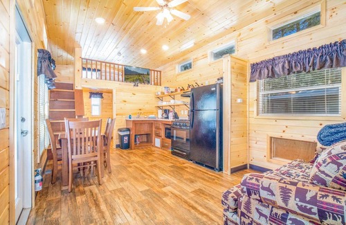 Bayfield Cabina | The Wolf Den Cabin #13