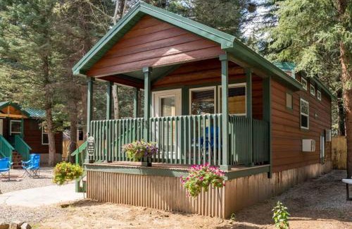 Bayfield Casa | The Wolf Den Cabin #13 at Blue Spruce RV Park & Cabins