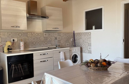 Rubiana Casa | The Wolf's Lair