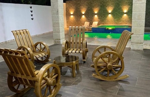 La Vega Province Casa | The Wood Village