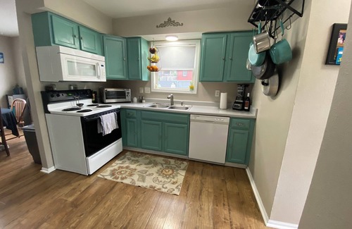 Des Moines Casa | The Woodland Gateway: minutes to everything and family friendly!