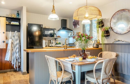 Brading Casa | The Woodlands Retreat