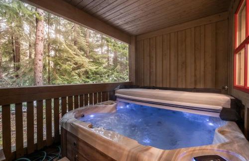 Blackcomb Casa | The Woods by Outpost Whistler