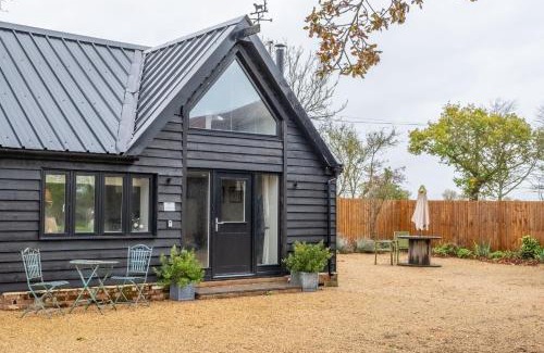 Woodbridge Casa | The Woodshed at Green Valley Farm