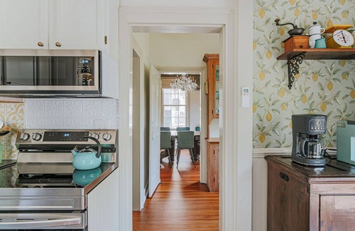 Staunton Casa | The Woodward-Casa-Baño Privado
