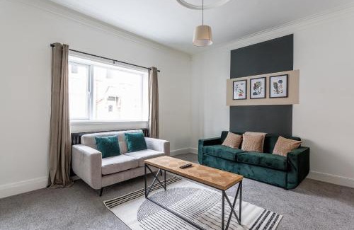 Blyth Casa | The Work & Rest House Barnard 3br