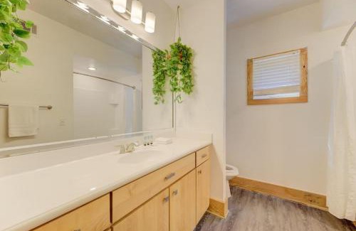 Columbia Casa | The Workspace Warehouse