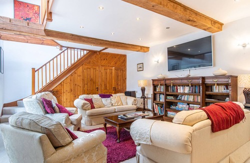Peterstow Cabaña | THE WREN'S NEST, family friendly, with a garden in Ross-On-Wye