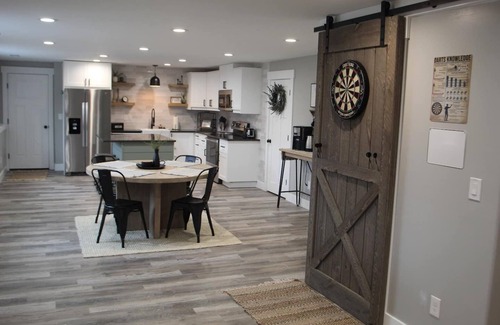 Farr West Casa | The Wright Retreat- Private Entry w/ Sauna & Hot Tub