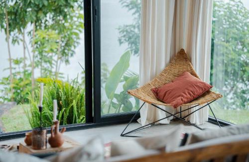 Gashaki Casa | The Writer's Patch