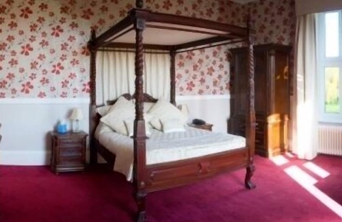 Eaton Mascott Hotel | The Wroxeter Hotel