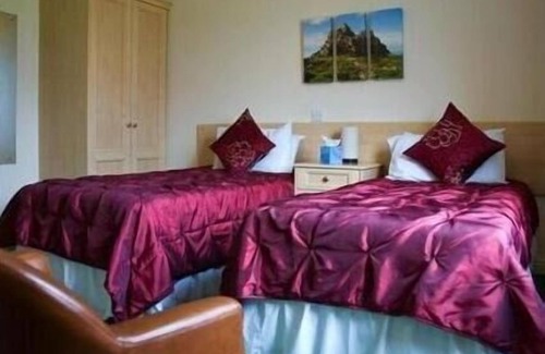 Eaton Mascott Hotel | The Wroxeter Hotel