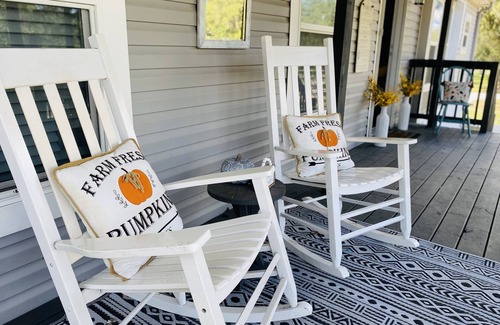 Magnolia Casa | The Wyldes- Pinterest inspired home near wedding venue