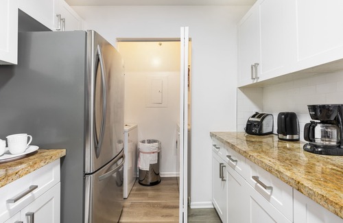 Aventura Condominio | THE YACHT CLUB EN AVENTURA, VISTA DE GOLF, WIFI GRATUITO DE 2 CAMAS Y ESTACIONAMIENTO