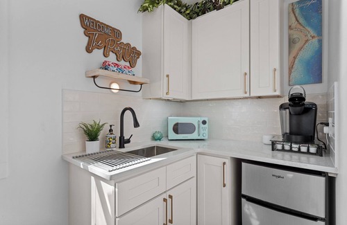 Wilmington Historic District Casa | The Yak Shack: Carriage House in Historic District - 4 blocks from Riverwalk
