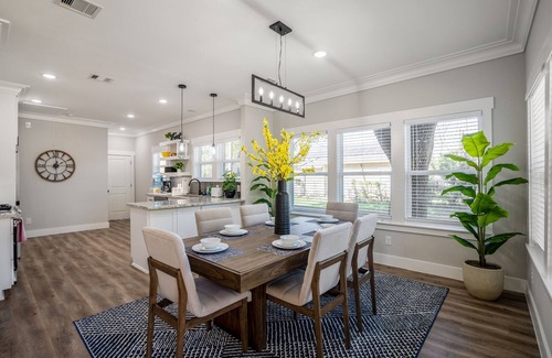 Greater East End Casa | The Yellow Brick Road House at East Downtown