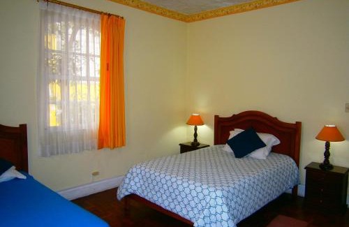 La Mariscal Casa | The Yellow House