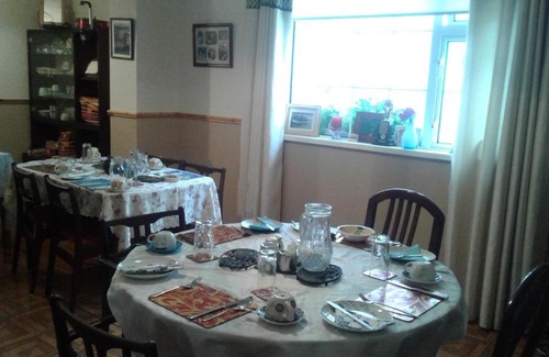 Ballycastle Cama Y Desayuno | The Yellow Rose B&B