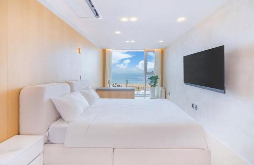 Gangneung Casa | The Youngjin Pool Villa Pension