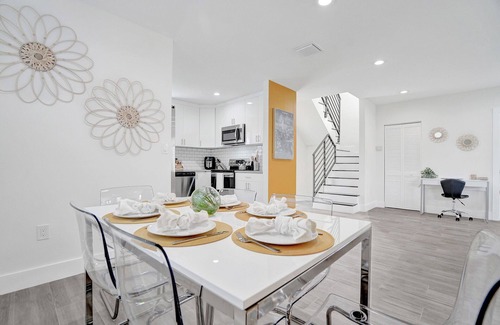 Progresso Village Condominio | The Zen Suites