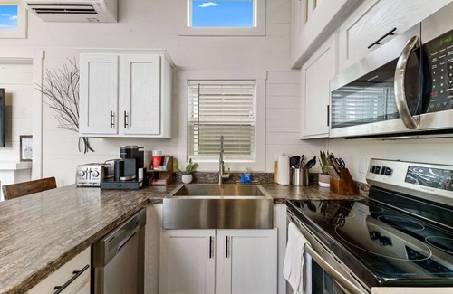 Austin Cabina | The Zilker - Luxury Tiny Home In Austin, TX