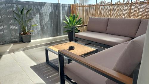 Kallithea Apartamento | THEA Terrace 6th floor Apartment