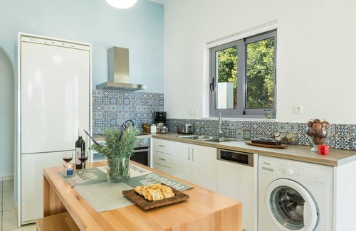 Kato Galatas Villa | thea thalassa - vista al mar