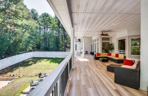 Ellenwood Casa | Theater Room and Gazebo Luxury Retreat in Ellenwood