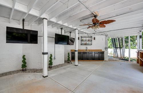 Ellenwood Casa | Theater Room and Gazebo Luxury Retreat in Ellenwood
