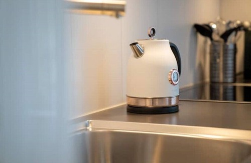Schwanden Apartamento | Thecorner Apartment mit 2 Schlafzimmern