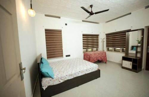 Perumbaikad Apartamento | Thekkaniyil Homestay